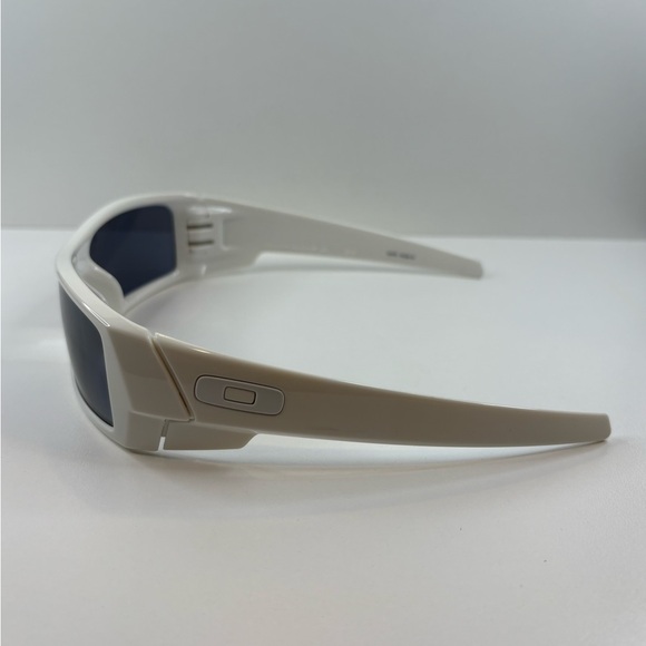 Oakley Gascan Sunglasses White - Made in U.S.A.  60•16 / Case & Cloth included - Picture 4 of 15